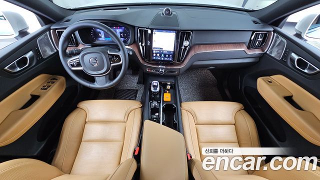 Volvo XC60 2023