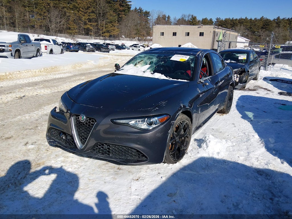 Alfa Romeo Giulia 2021