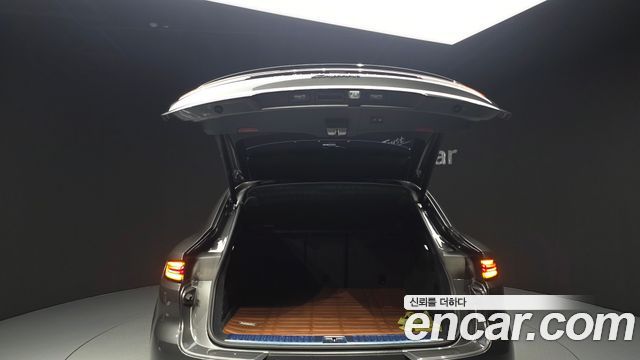 Porsche Cayenne 2023