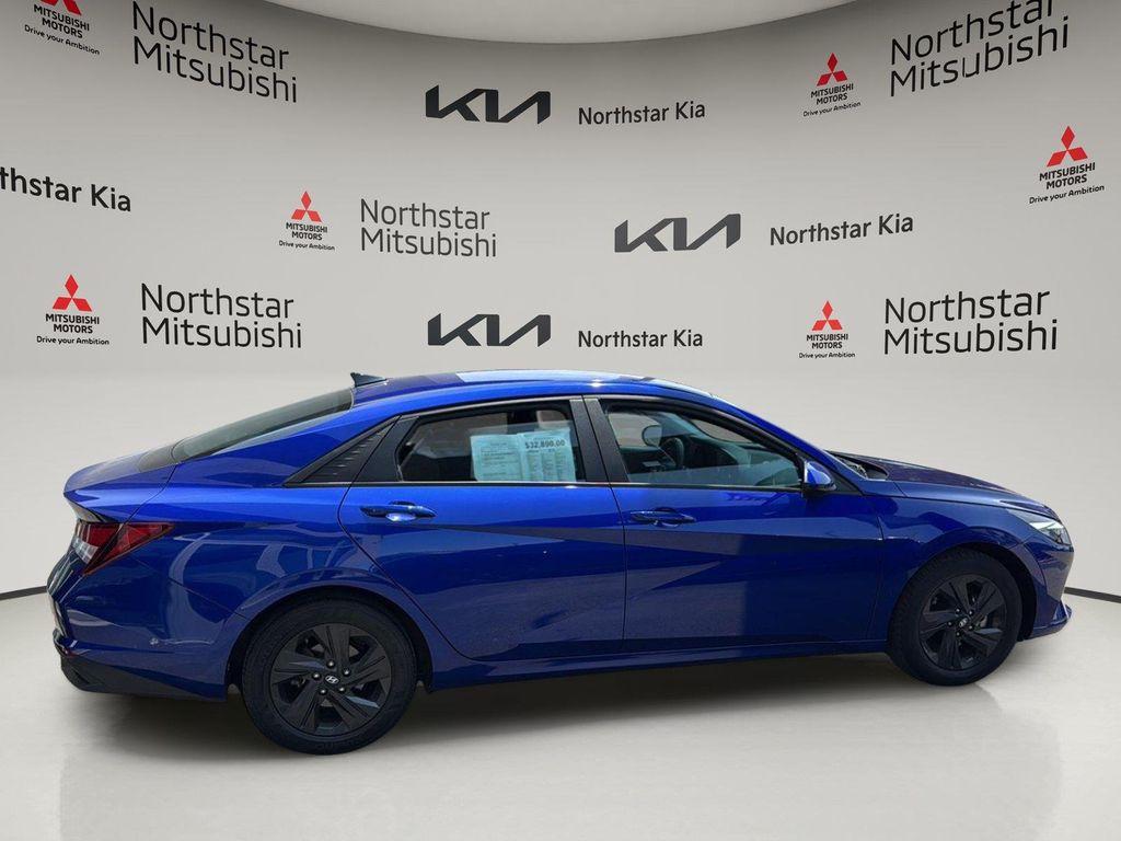 Hyundai Elantra 2023