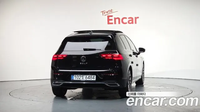 Volkswagen Golf 2024