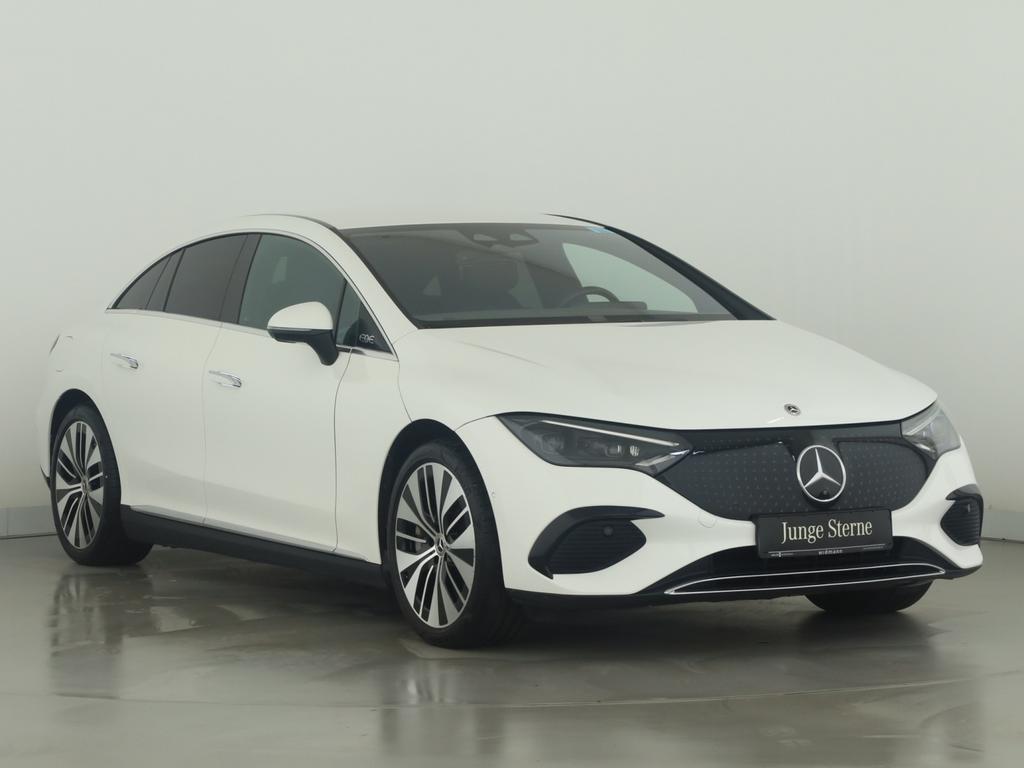 Mercedes-Benz EQE 2022