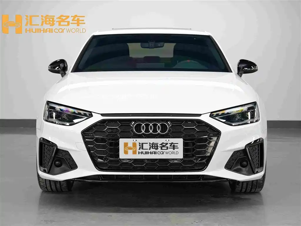 Audi A4 2025