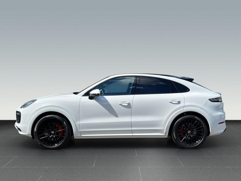Porsche Cayenne 2022