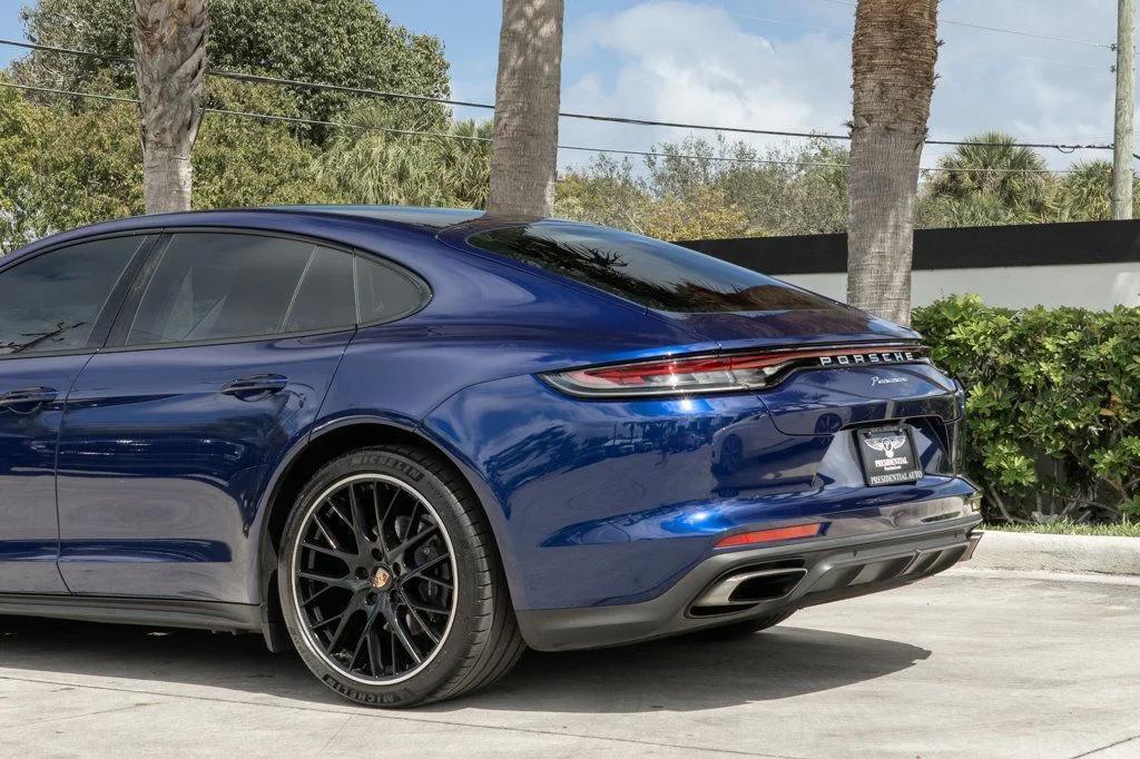 Porsche Panamera 2022