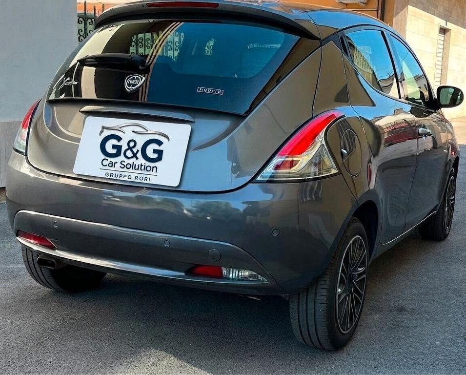 Lancia Ypsilon 2022
