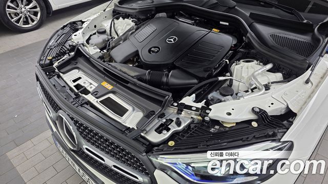 Mercedes-Benz GLC 2025