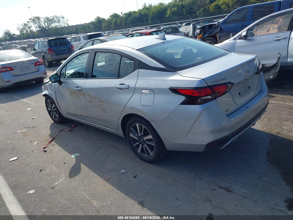 Nissan Versa 2021
