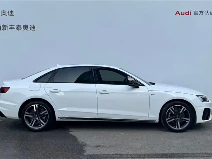 Audi A4 2022