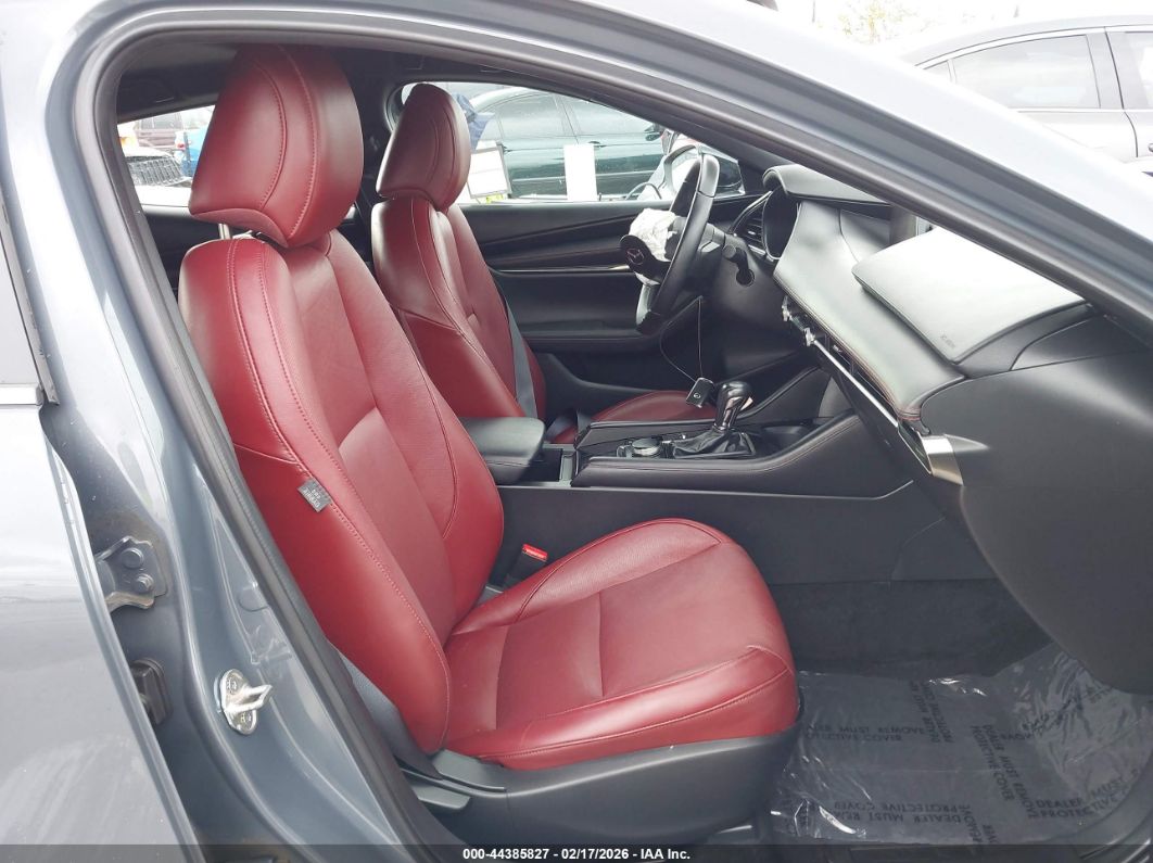 Mazda 3 2024