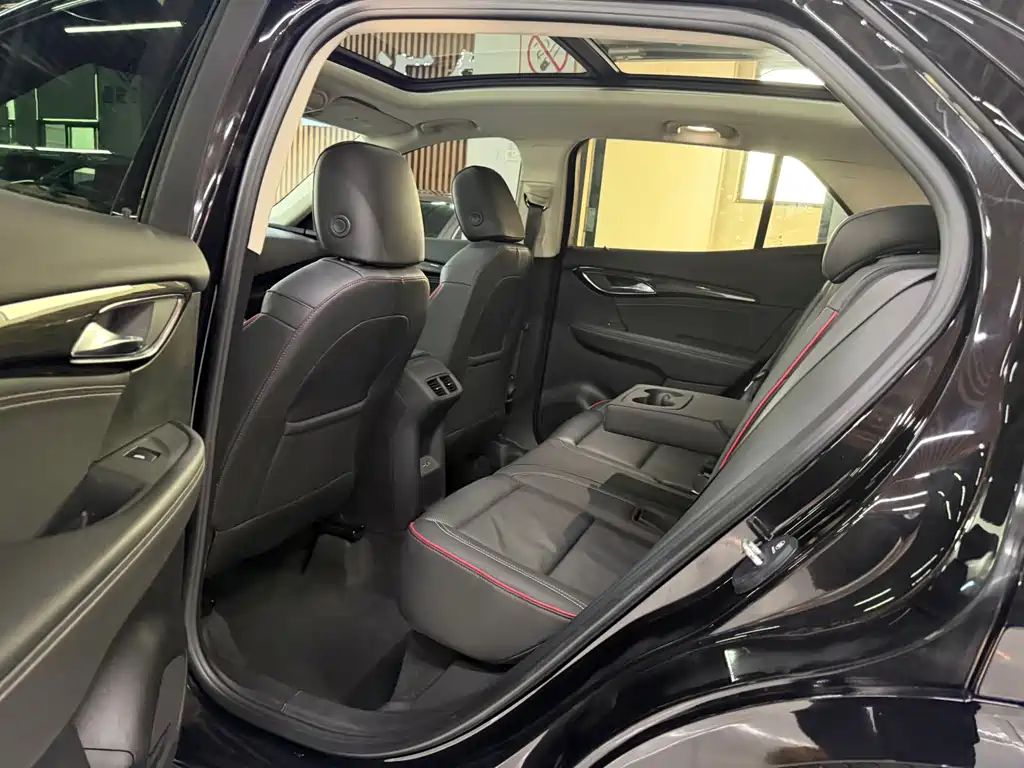 Buick Envision 2023