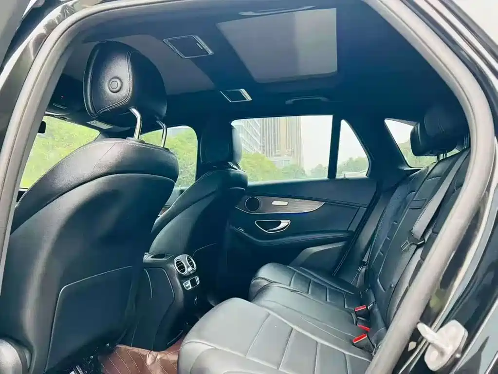 Mercedes-Benz GLC 2022