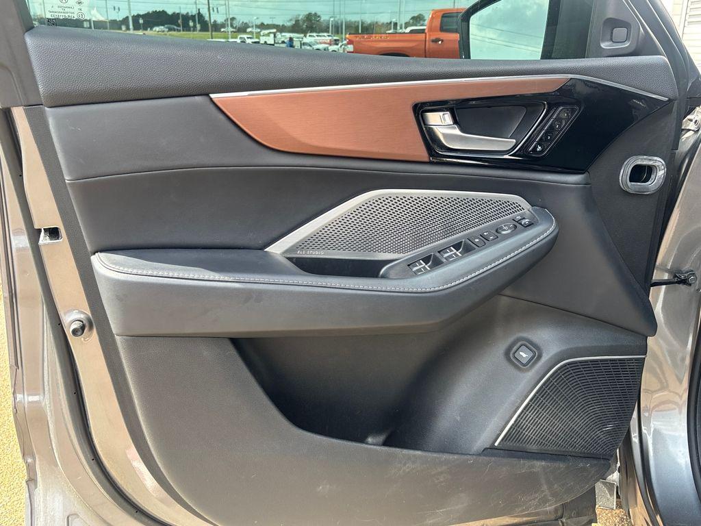 Acura MDX 2022