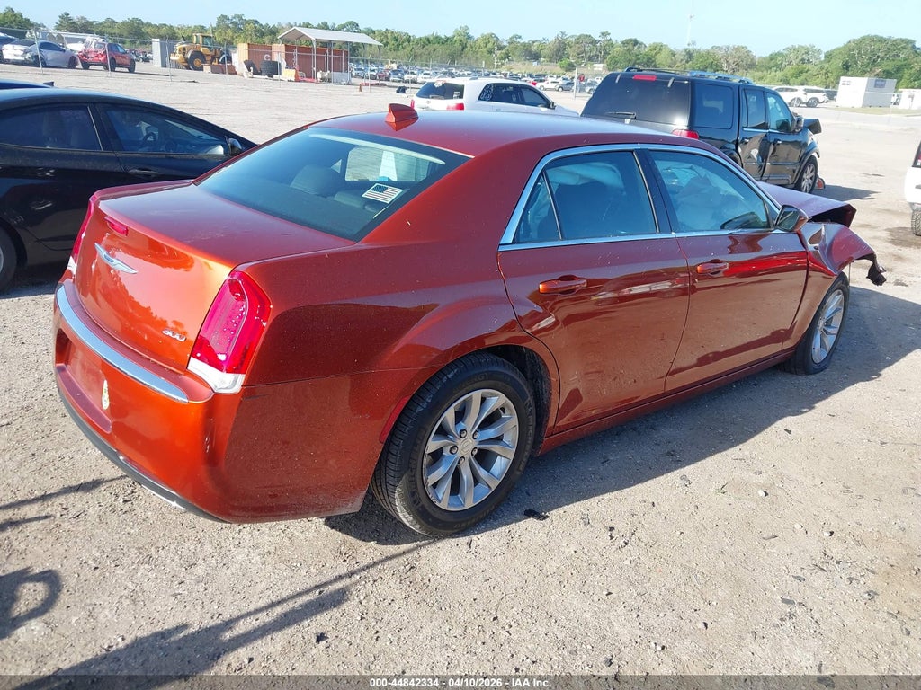 Chrysler 300 2021