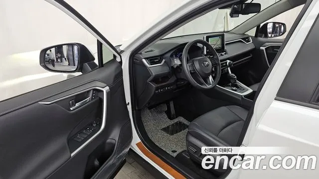 Toyota RAV4 2024