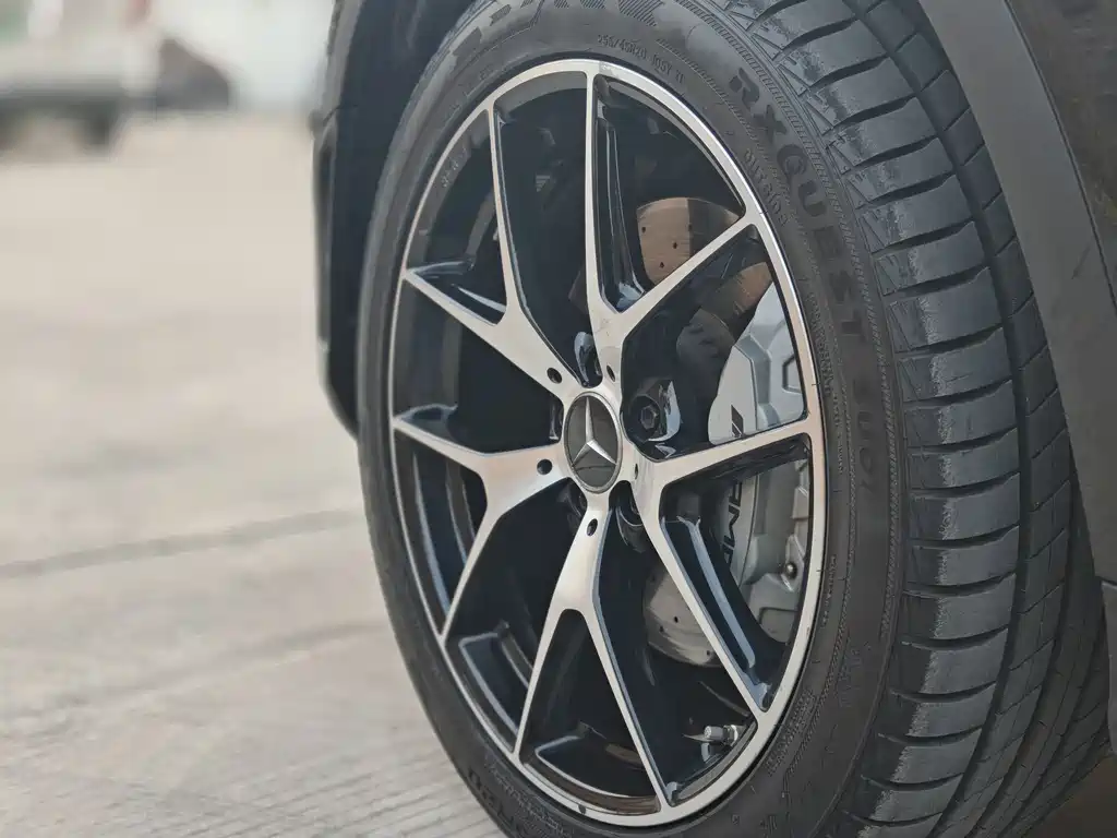 Mercedes-Benz GLC AMG 2022