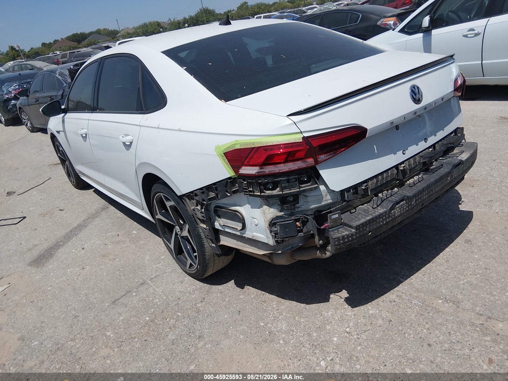 Volkswagen Passat 2021
