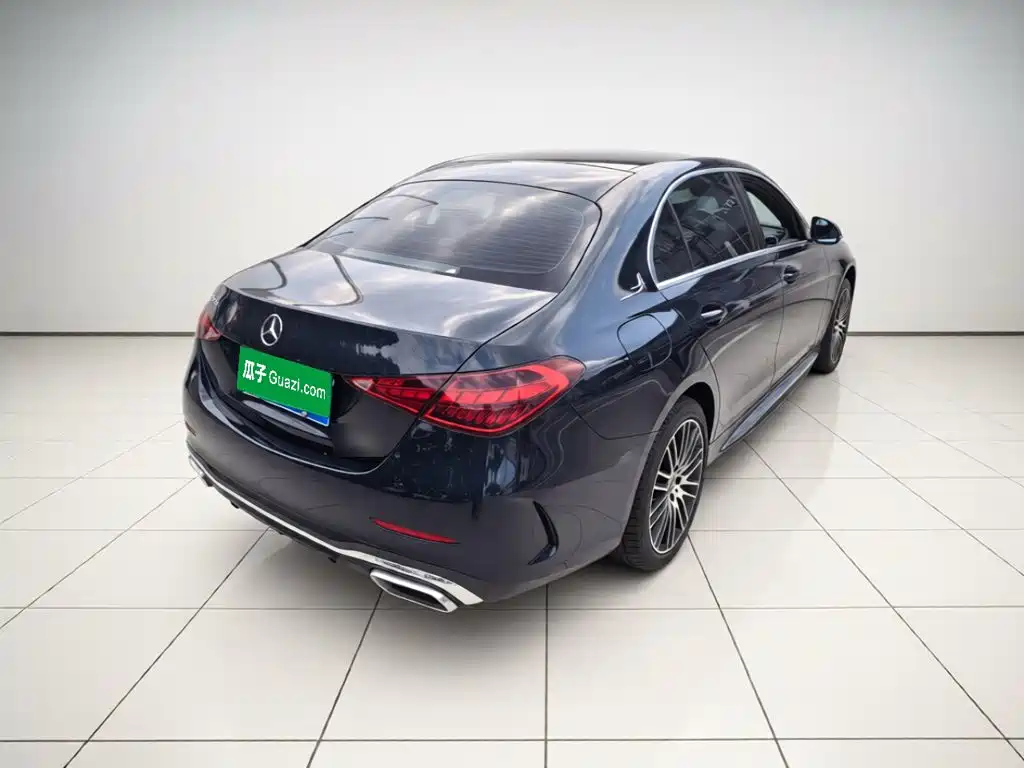 Mercedes-Benz C-Класс 2024