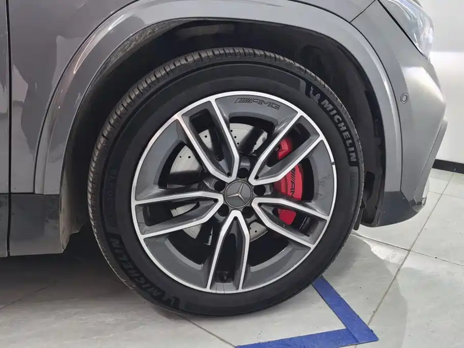 Mercedes-Benz GLA AMG 2024