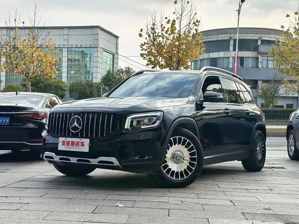 Mercedes-Benz GLB 2021