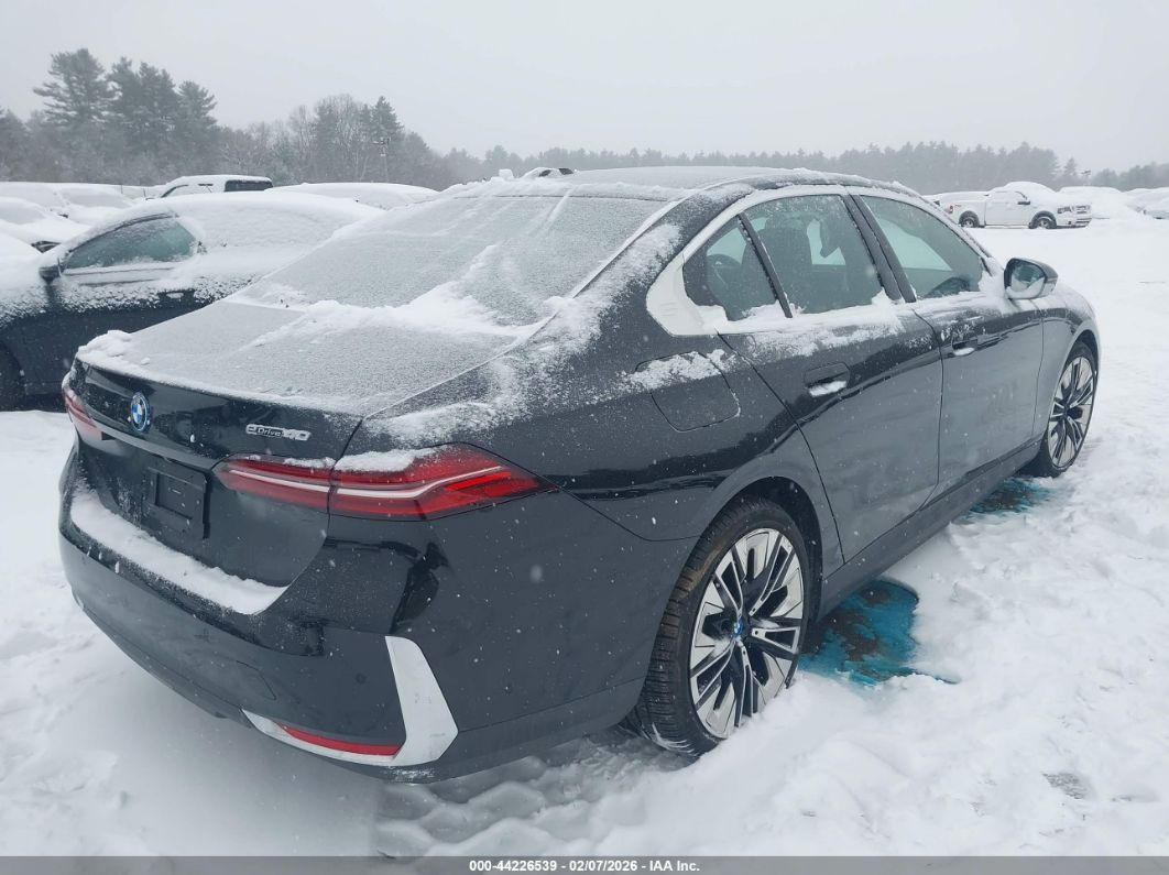 BMW i5 2024