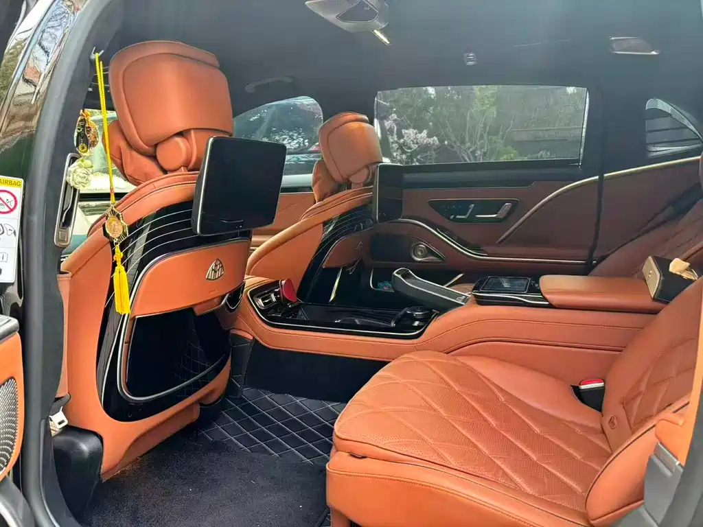 Mercedes-Benz Maybach S-Класс 2023