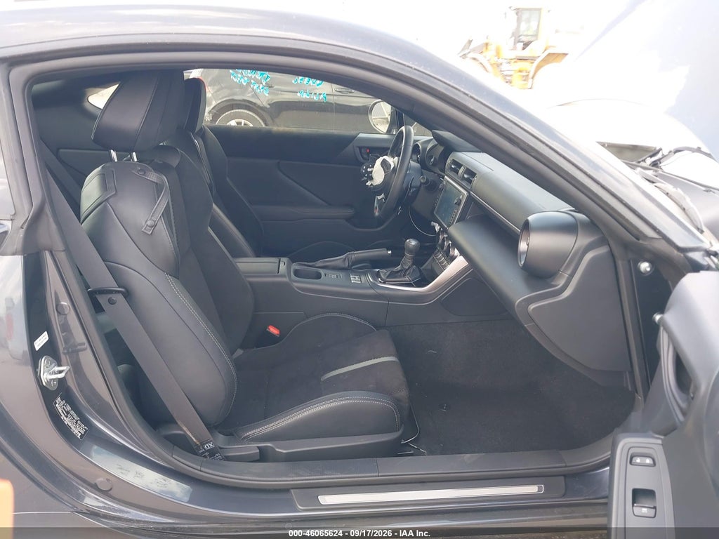 Toyota GR86 2025