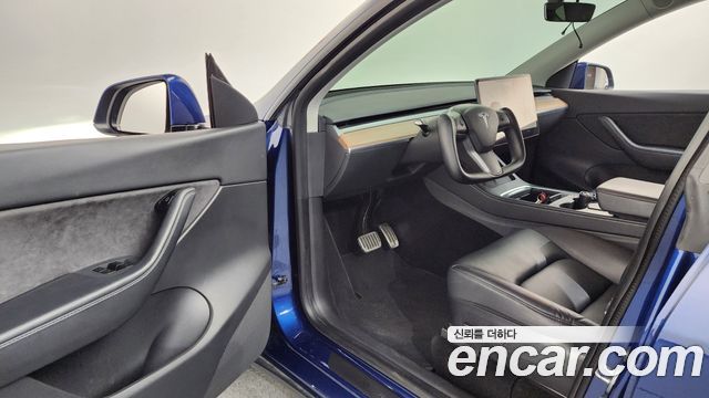 Tesla Model Y 2021