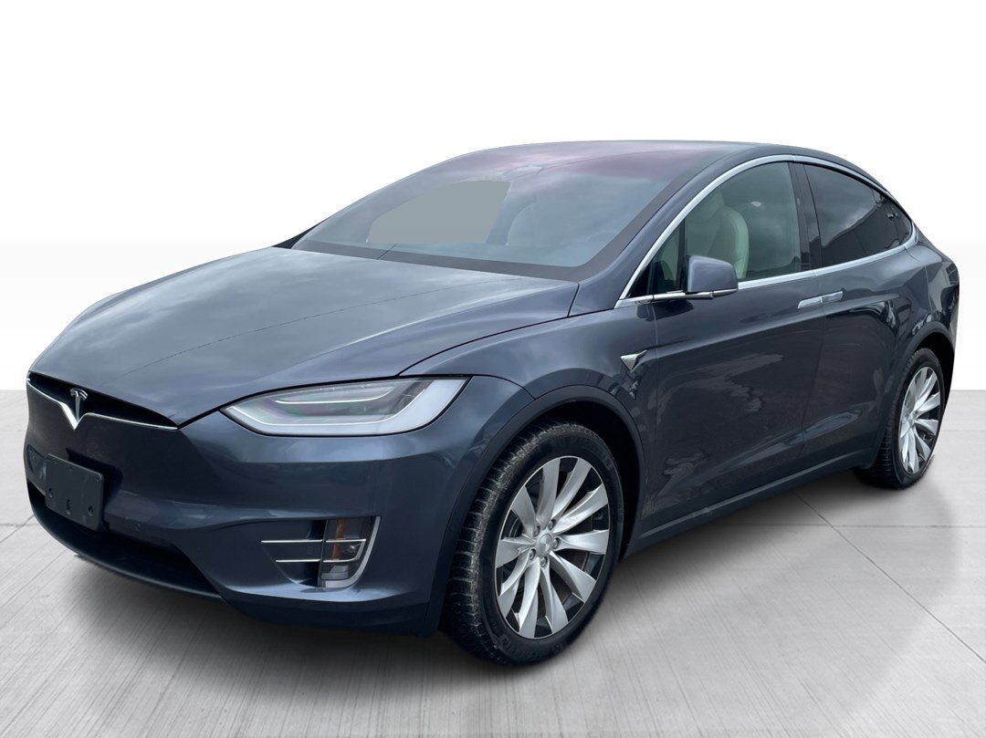 Tesla Model X 2020