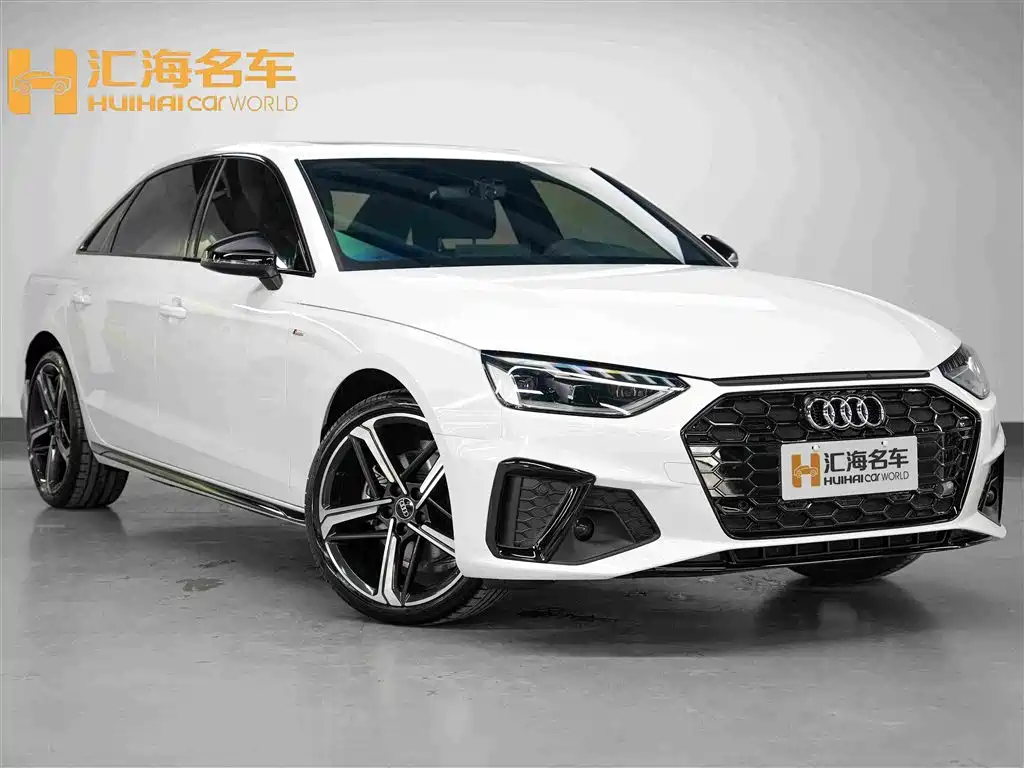 Audi A4 2025