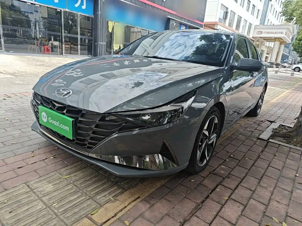 Hyundai Elantra 2021