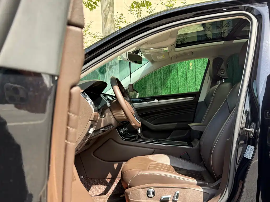 Volkswagen Phideon 2022