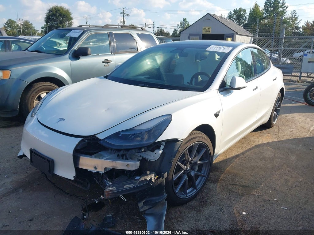 Tesla Model 3 2022