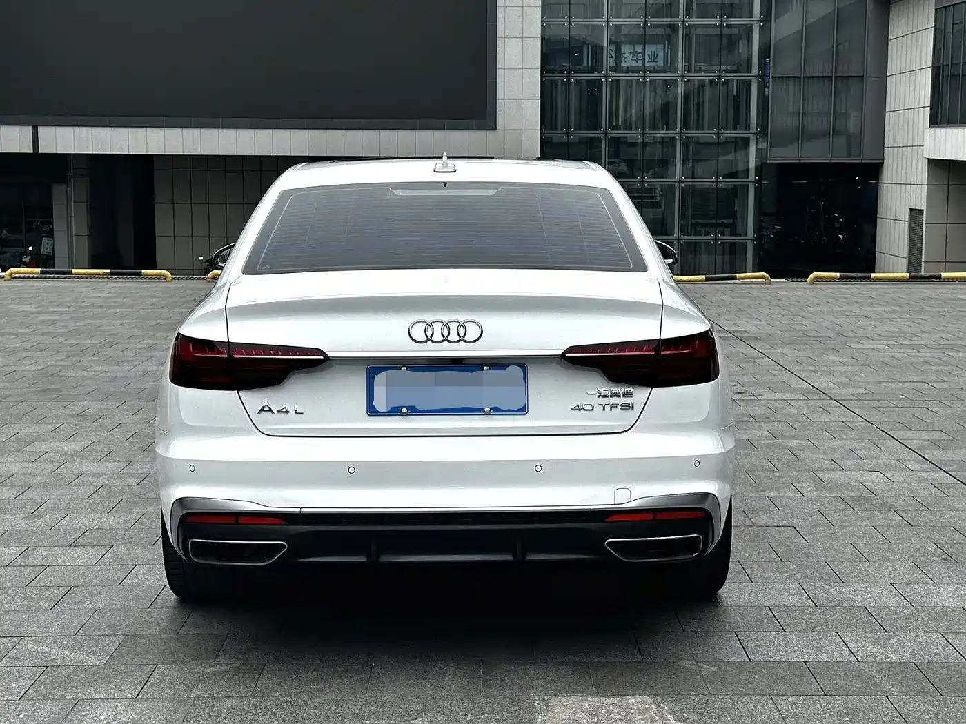 Audi A4 2024