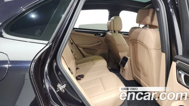 Porsche Macan 2024