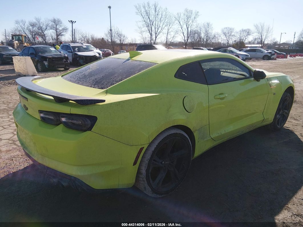 Chevrolet Camaro 2021