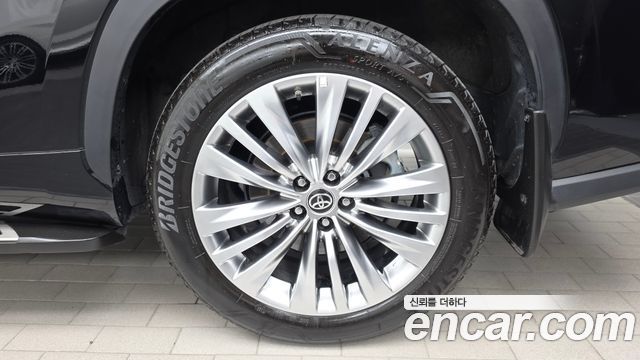 Toyota Highlander 2025