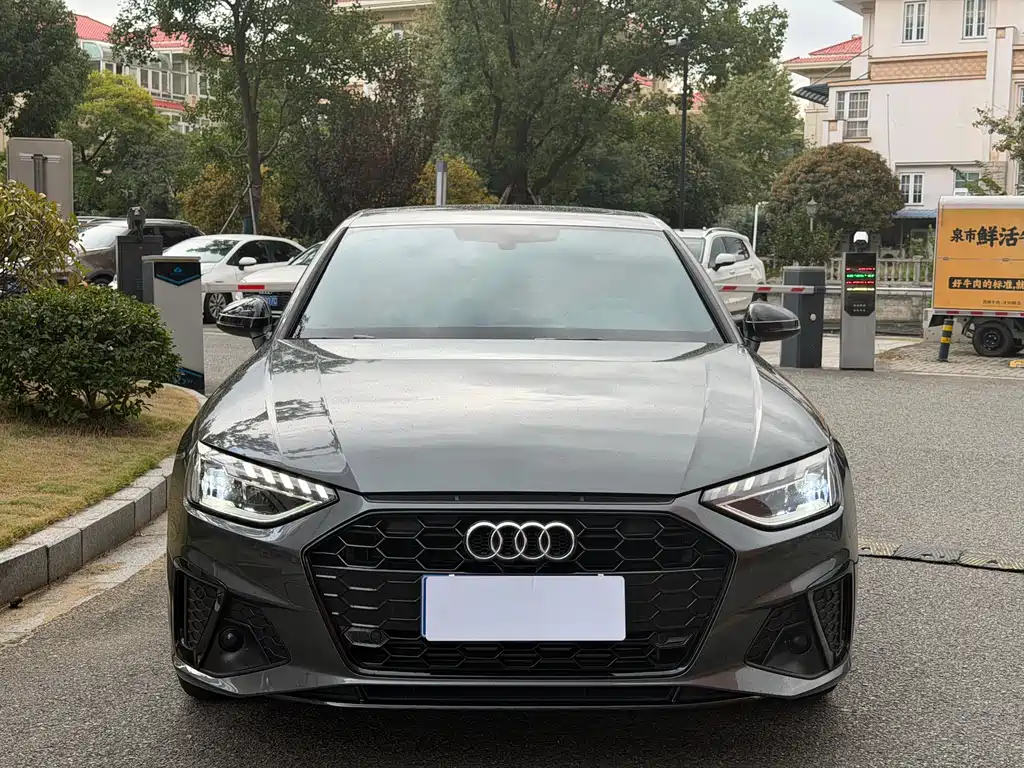 Audi A4 2024
