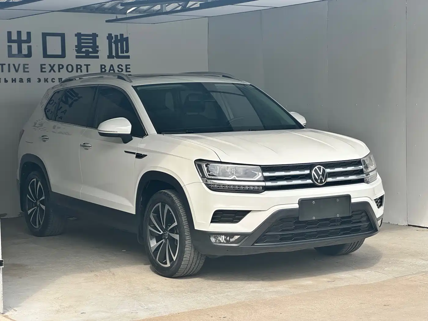 Volkswagen Tharu 2022