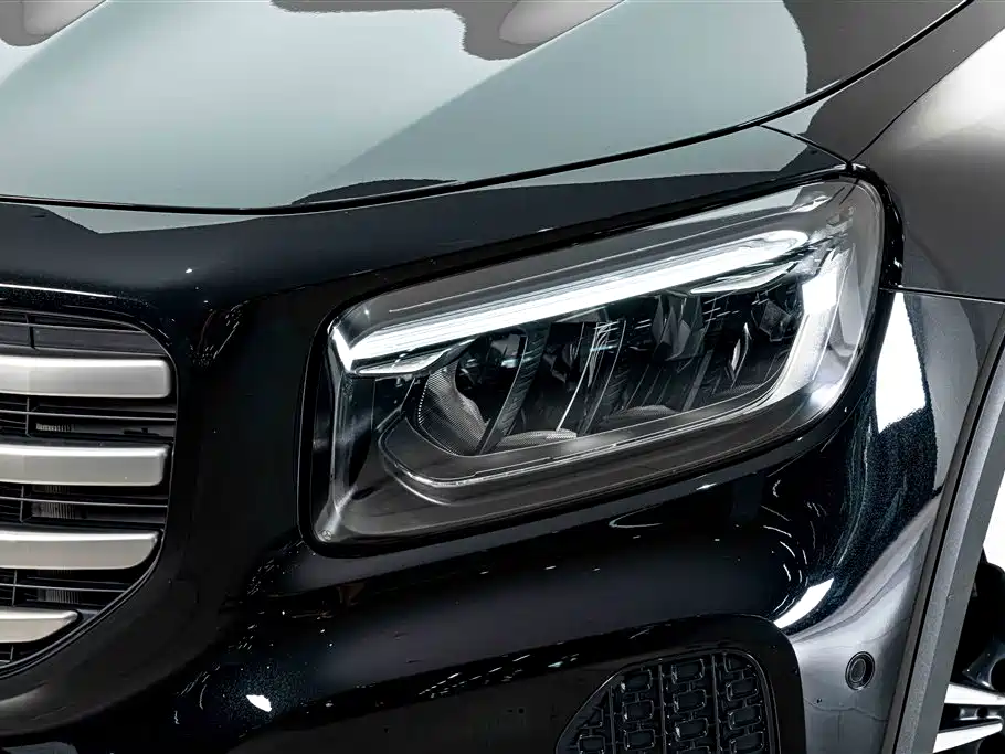 Mercedes-Benz GLB 2024