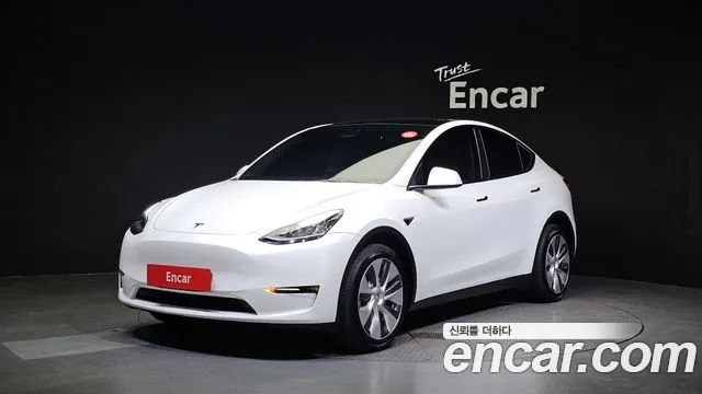 Tesla Model Y 2022