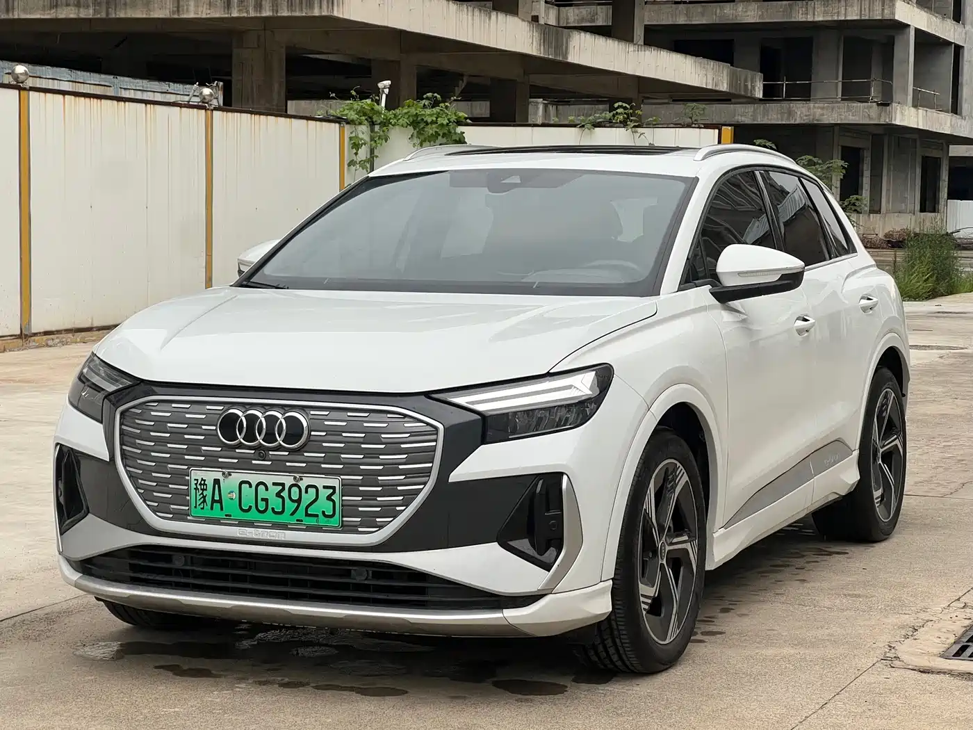 Audi Q4 e-tron 2024