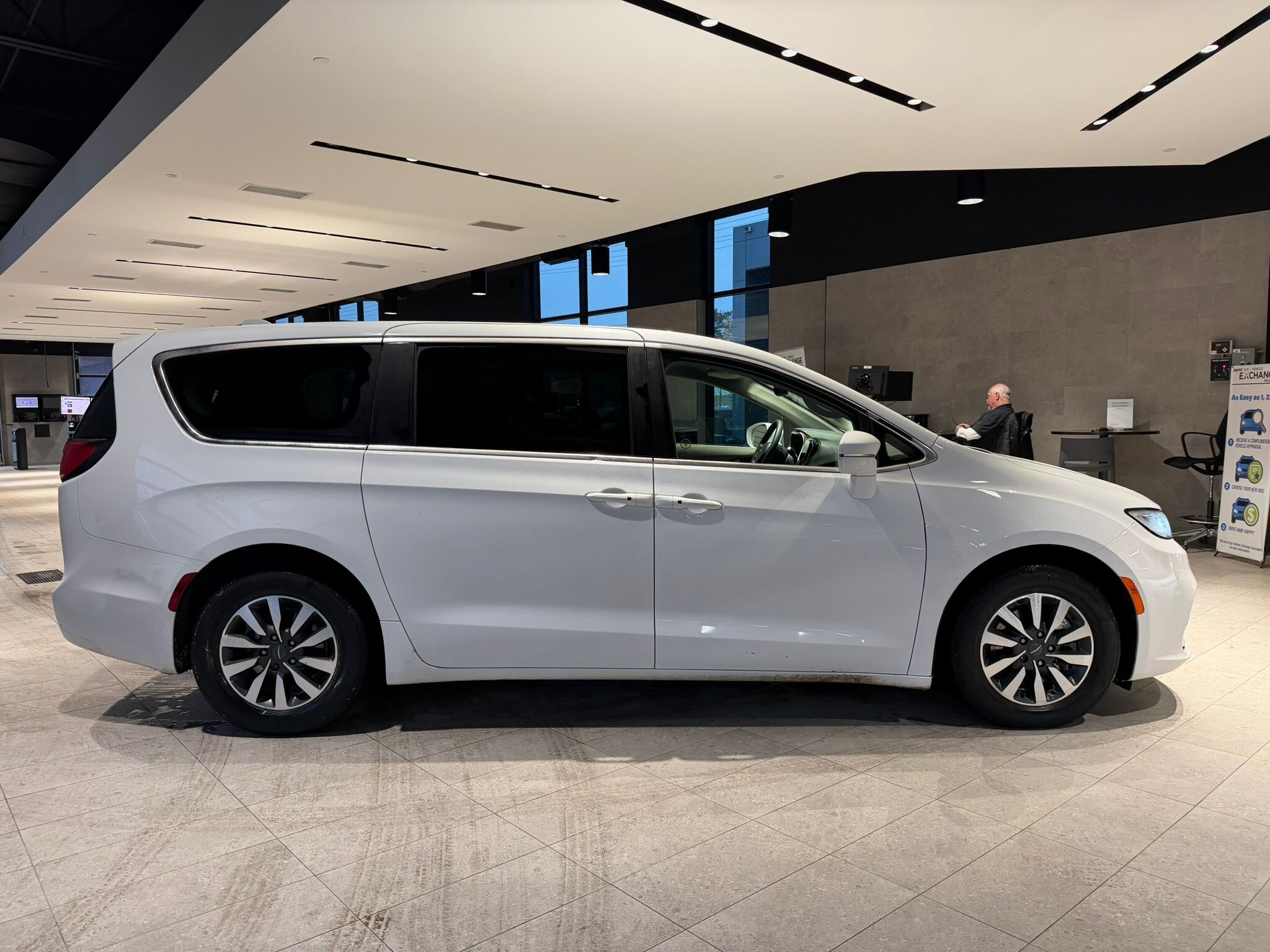 Chrysler Pacifica 2022