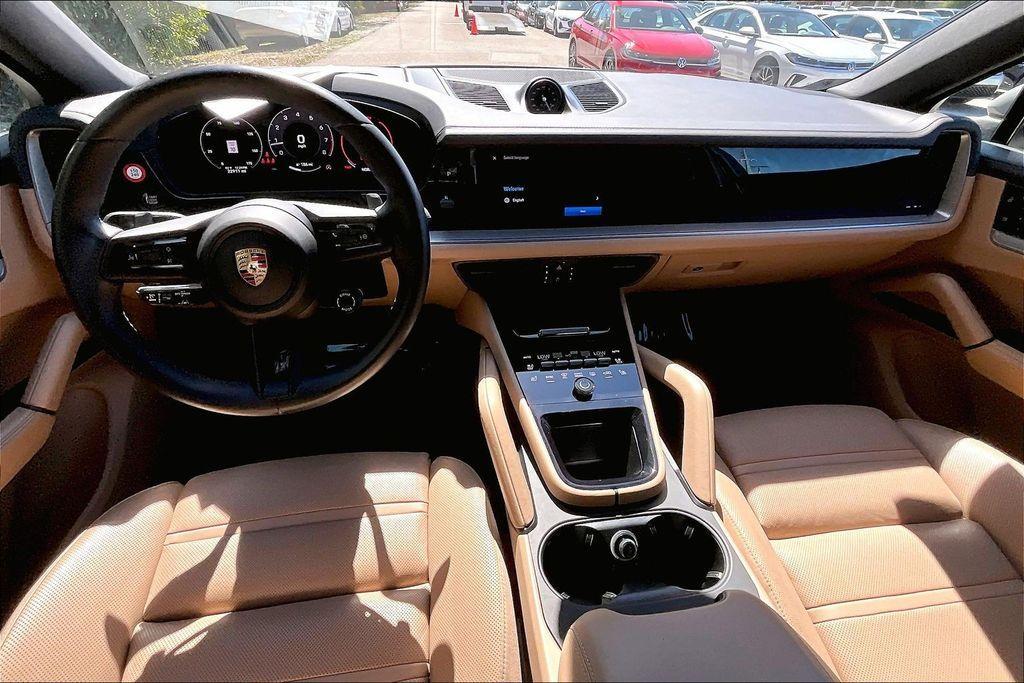 Porsche Cayenne 2024