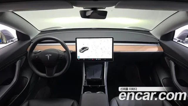 Tesla Model 3 2020
