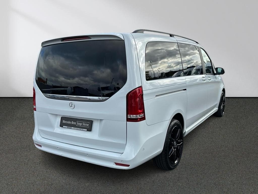 Mercedes-Benz V 300 2022