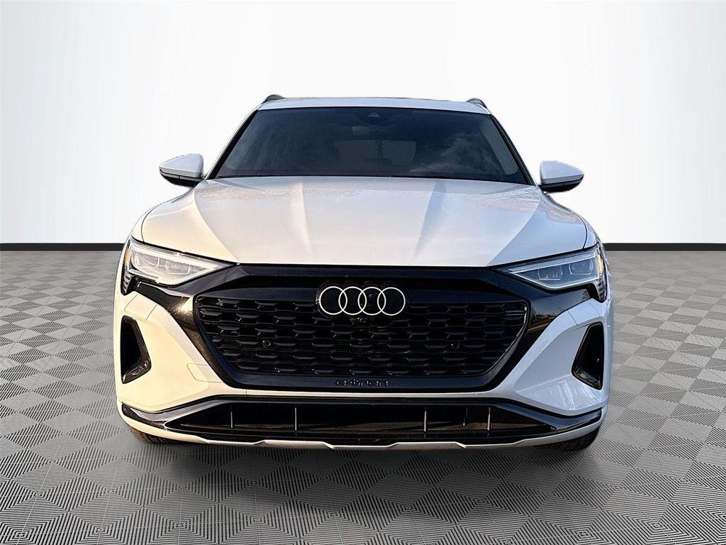 Audi Q8 e-tron 2024