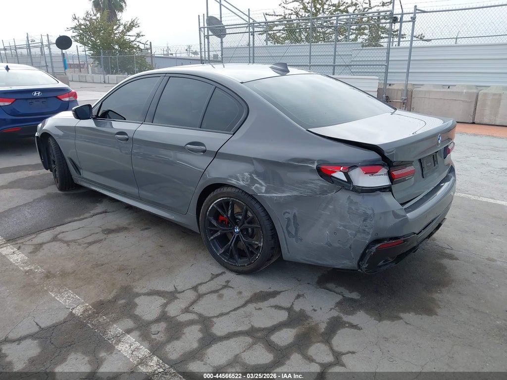BMW 540 2022