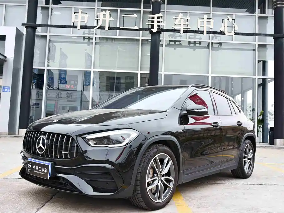Mercedes-Benz GLA AMG 2023
