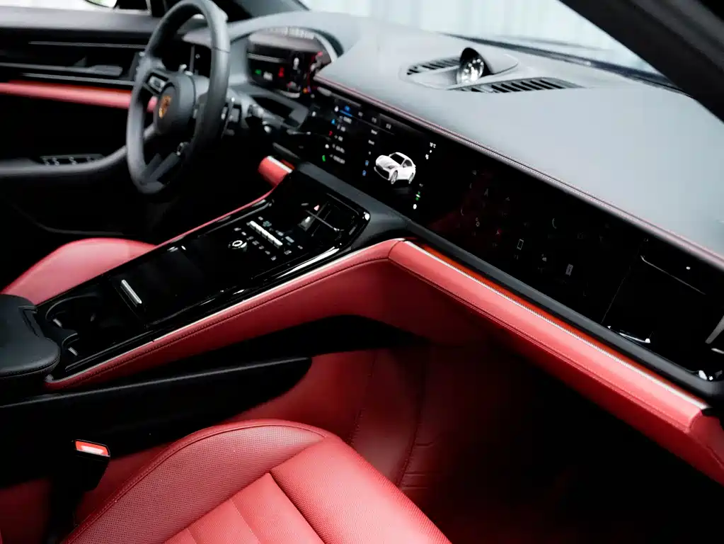 Porsche Panamera 2025